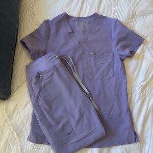 Figs Light Purple Women's set